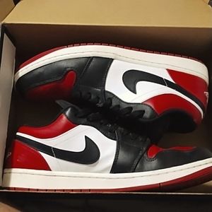 Air Jordan 1 low